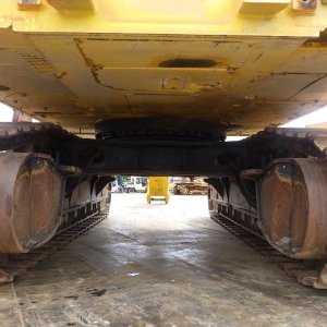 CAT 374FL ★ Excavator ★ 650G, A/C, MULTI, EPA, W/ ARM, BKT, A/C. HAND RAILS - Image 9