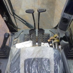 CAT 374FL ★ Excavator ★ 650G, A/C, MULTI, EPA, W/ ARM, BKT, A/C. HAND RAILS - Image 55