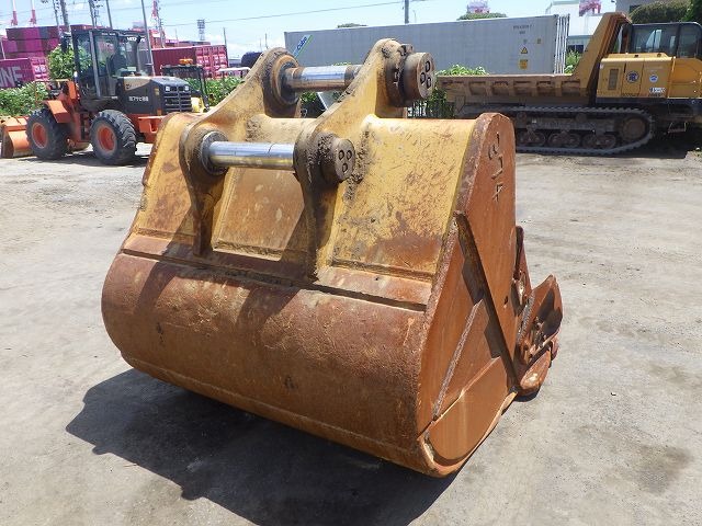 CAT 374FL ★ Excavator ★ 650G, A/C, MULTI, EPA, W/ ARM, BKT, A/C. HAND RAILS