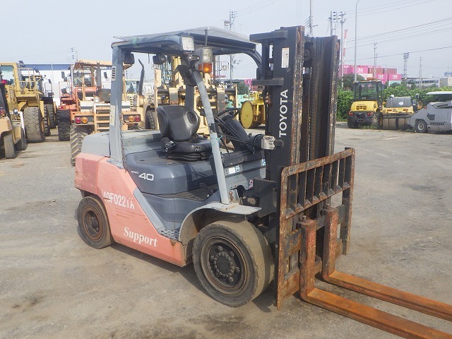 TOYOTA 8FD40 ★ Forklift ★ 3m, 4000kg