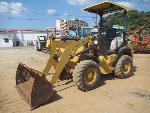 CAT 901C2 ★ Loader(Crawled/Wheeled) ★ CNP, BKT