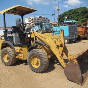 CAT 901C2 ★ Loader(Crawled/Wheeled) ★ CNP, BKT - Image 4