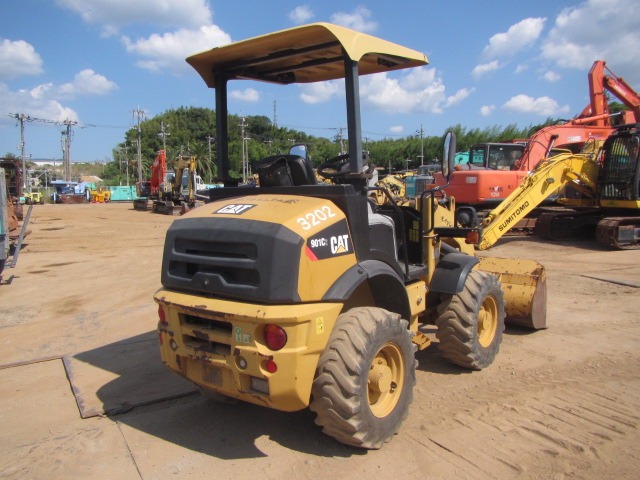 CAT 901C2 ★ Loader(Crawled/Wheeled) ★ CNP, BKT