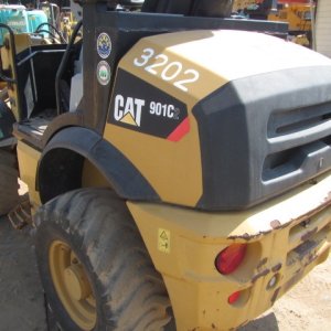 CAT 901C2 ★ Loader(Crawled/Wheeled) ★ CNP, BKT - Image 9