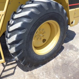 CAT 910G ★ Loader(Crawled/Wheeled) ★ CAB, A/C - Image 35