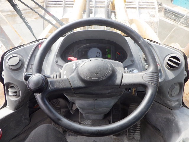 KCM 97Z7 ★ Loader(Crawled/Wheeled) ★ CAB, BKT, A/C, 90,017km