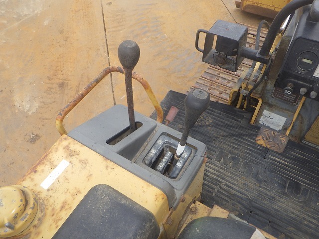 MITSUBISHI BD2J ★ Bulldozer ★ 300G, CNP, PAT