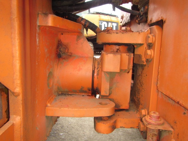 HITACHI CC135C-3A ★ Road Equipment ★