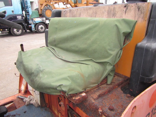 HITACHI CC135C-3A ★ Road Equipment ★