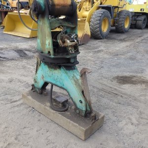 CAT E200B ★ Excavator ★ 800G, Magnet - Image 5