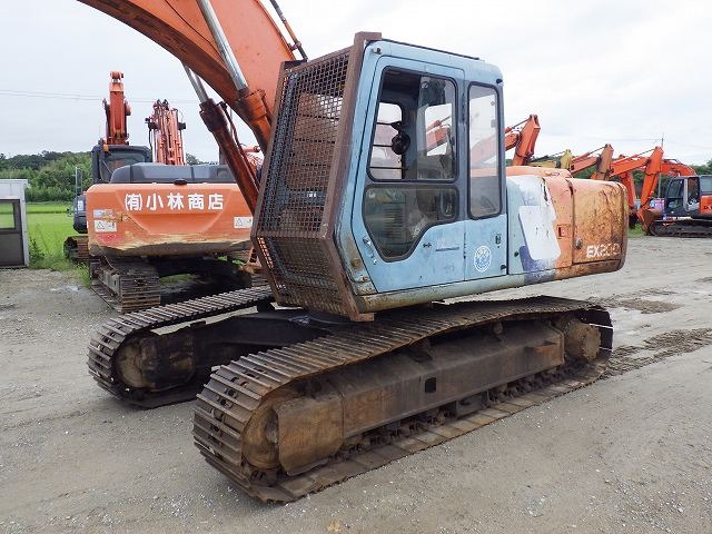 HITACHI EX200-3 ★ Excavator ★ 600G, HYDRAULIC FORK, PIPING
