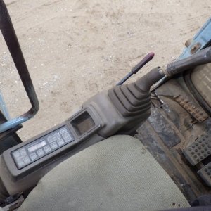 HITACHI EX200-3 ★ Excavator ★ 600G, HYDRAULIC FORK, PIPING - Image 68