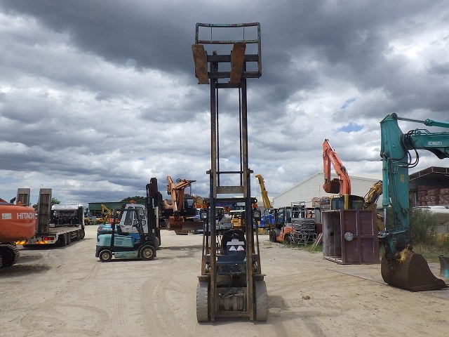 KOMATSU FD20-11 ★ Forklift ★ 4m