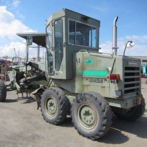 KOMATSU GD405A-2 ★ Road Equipment ★ CAB, BLADE 3.1m, SCARIFIER - Image 3