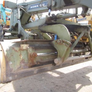 KOMATSU GD405A-2 ★ Road Equipment ★ CAB, BLADE 3.1m, SCARIFIER - Image 28