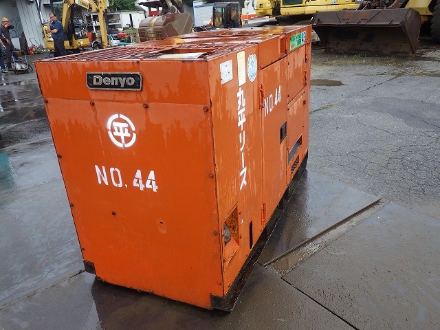 GENERATOR_4unitsSet ★ Generator & Compressor ★ 1)DENYO DCA-13SPK-5376775