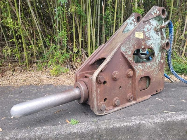 FURUKAWA HB20G ★ Parts & Attachment ★ Not checked operation and availability of missing parts