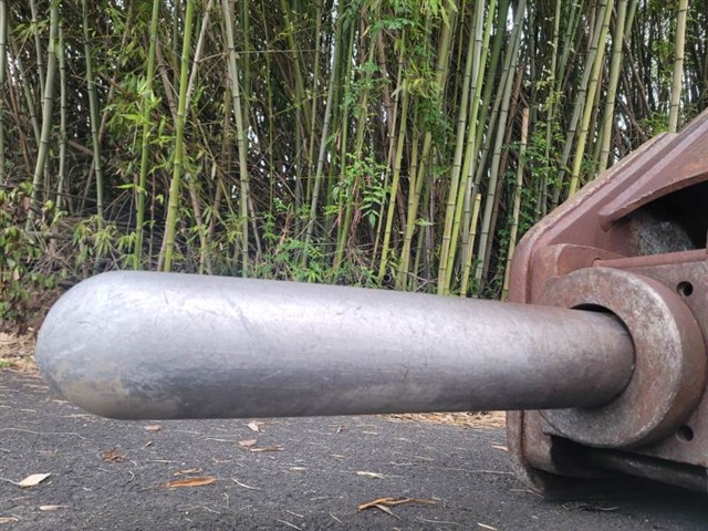 FURUKAWA HB20G ★ Parts & Attachment ★ Not checked operation and availability of missing parts