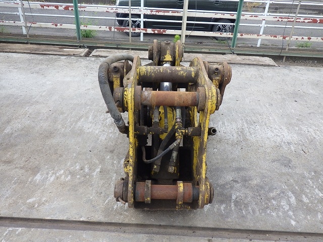 HS-700N ★ Parts & Attachment ★ Hydraulic Fork, Serial Number Unknown