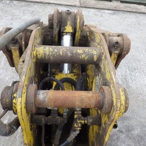 HS-700N ★ Parts & Attachment ★ Hydraulic Fork, Serial Number Unknown - Image 12