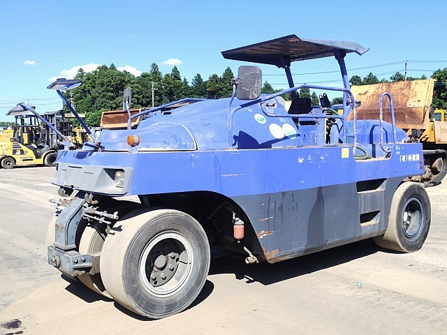 KCM K20WHA ★ Road Equipment ★ CNP, Tire Roller