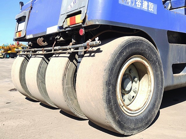 KCM K20WHA ★ Road Equipment ★ CNP, Tire Roller