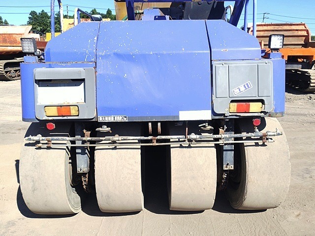 KCM K20WHA ★ Road Equipment ★ CNP, Tire Roller