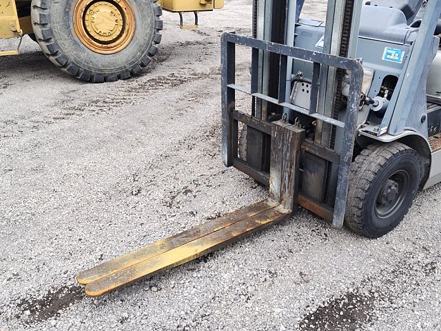 NISSAN L01M15 ★ Forklift ★ 4m, 1500kg