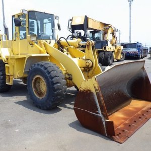 TCM L32 ★ Loader(Crawled/Wheeled) ★ CAB, BKT, A/C - Image 4