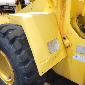 TCM L32 ★ Loader(Crawled/Wheeled) ★ CAB, BKT, A/C - Image 7