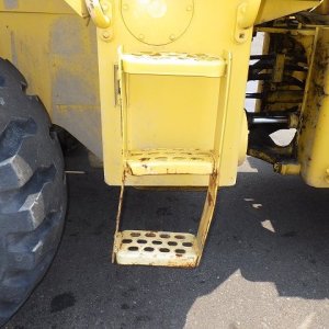 TCM L32 ★ Loader(Crawled/Wheeled) ★ CAB, BKT, A/C - Image 11