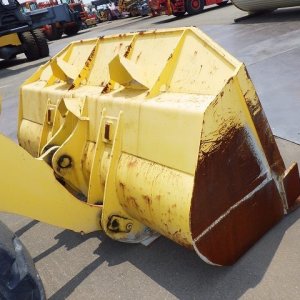 TCM L32 ★ Loader(Crawled/Wheeled) ★ CAB, BKT, A/C - Image 14