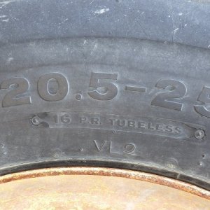TCM L32 ★ Loader(Crawled/Wheeled) ★ CAB, BKT, A/C - Image 29
