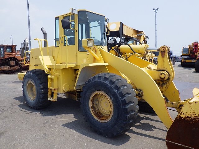 TCM L32 ★ Loader(Crawled/Wheeled) ★ CAB, BKT, A/C