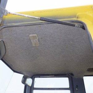 TCM L32 ★ Loader(Crawled/Wheeled) ★ CAB, BKT, A/C - Image 51