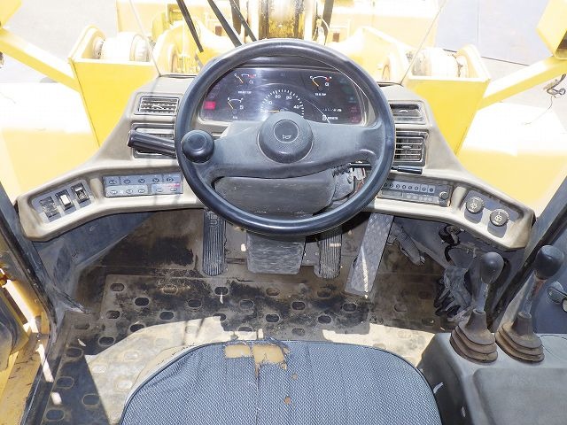TCM L32 ★ Loader(Crawled/Wheeled) ★ CAB, BKT, A/C