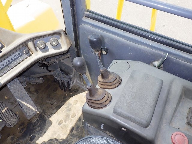 TCM L32 ★ Loader(Crawled/Wheeled) ★ CAB, BKT, A/C