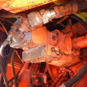 HITACHI LX120-2C ★ Loader(Crawled/Wheeled) ★ CAB, SERVICE VALVE, A/C - Image 32