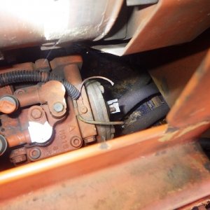 HITACHI LX120-2C ★ Loader(Crawled/Wheeled) ★ CAB, SERVICE VALVE, A/C - Image 40