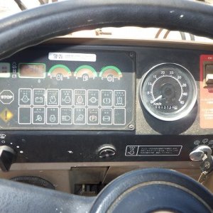 HITACHI LX120-2C ★ Loader(Crawled/Wheeled) ★ CAB, SERVICE VALVE, A/C - Image 50