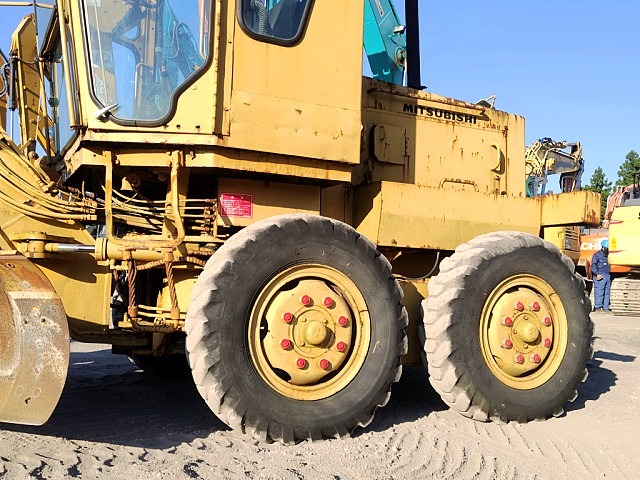 MITSUBISHI MG150 ★ Road Equipment ★ CAB, SCARIFIER, BLADE 3.1M