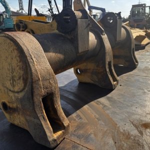 KOMATSU MULTI_SHANK_RIPPER_D85EX-15E0 ★ Parts & Attachment ★ 4DD01-J-12290 - Image 4