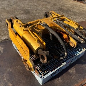 KOMATSU MULTI_SHANK_RIPPER_D85EX-15E0 ★ Parts & Attachment ★ 4DD01-J-12290 - Image 5