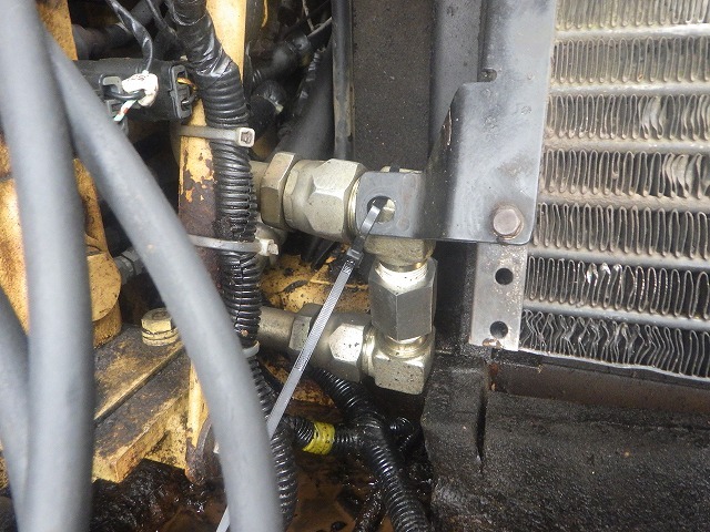 KOMATSU PC120-6E ★ Excavator ★ 500G, 5PIPING, A/C W/ OIL COOLER MOUNTING PARTS
