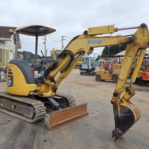 KOMATSU PC30MR-3 ★ Mini Excavator ★ 300G+PAD, ROPS CNP, ARM CRANE, MULTI - Image 4