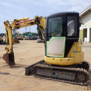 KOMATSU PC38UU-5 ★ Mini Excavator ★ 300G+PAD, CAB, ARM CRANE - Image 4