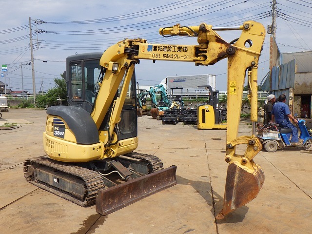 KOMATSU PC38UU-5 ★ Mini Excavator ★ 300G+PAD, CAB, ARM CRANE