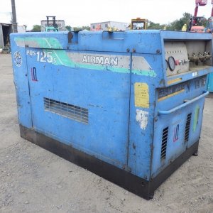 AIRMAN PDS125S ★ Generator & Compressor ★ Extra fee for Loading JPY20,000 搬出時費用 20,000円Inland Trucking Charge to Tomakomai port JPY20,000 苫小牧港までの国内回送費 20,000円 - Image 4