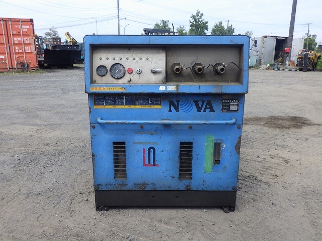 AIRMAN PDS125S ★ Generator & Compressor ★ Extra fee for Loading JPY20,000 搬出時費用 20,000円Inland Trucking Charge to Tomakomai port JPY20,000 苫小牧港までの国内回送費 20,000円