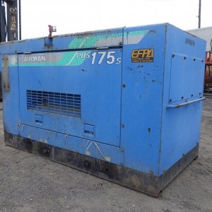 AIRMAN PDS175S ★ Generator & Compressor ★ Extra fee for Loading JPY20,000 搬出時費用 20,000円Inland Trucking Charge to Tomakomai port JPY20,000 苫小牧港までの国内回送費 20,000円 - Image 3